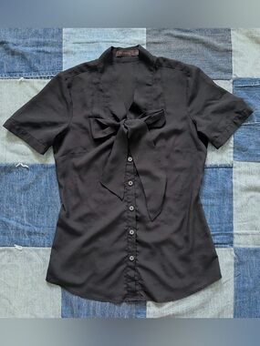 The Limited Black Blouse Bow Tie Neck Button Up Size XS